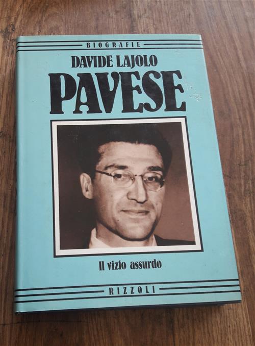 Pavese Il Vizio Assurdo